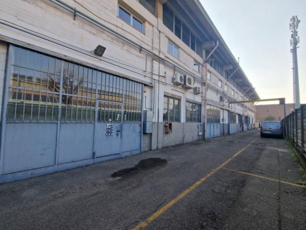 Immobile di 130 m² con 1 locale in affitto a Rho - Foto 2