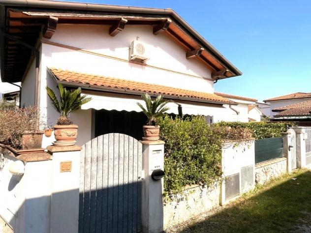 BIFAMILIARE di 4 vani e di 66 mq (PIETRASANTA) rif. MP983 - Foto 2