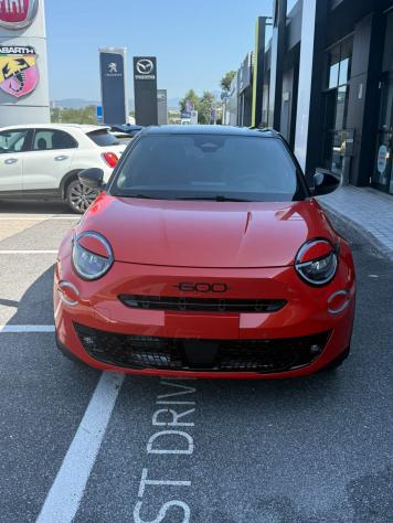 FIAT 600 1.2 Hybrid 145cv Sport Edizione milano cortina 26 prezzo valido con fin.to -1000 - Foto 7
