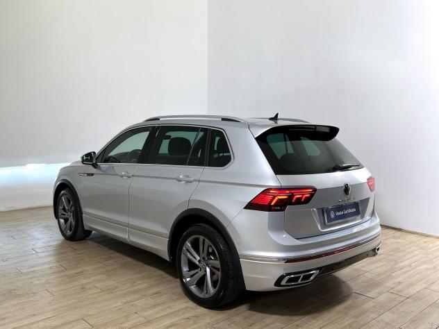 Volkswagen Tiguan Tiguan 2.0 tdi R-Line 150cv dsg - Foto 5