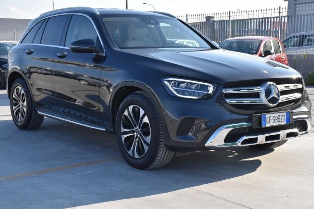 Mercedes-Benz GLC 200 d 4Matic Business Extra *NAVIGATORE,PELLE, PEDANE* - Foto 3