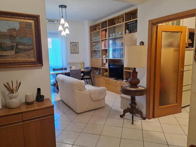 APPARTAMENTO di 4 vani e di 70 mq (BORGO SAN LORENZO) rif. AAJ320 - Foto 5