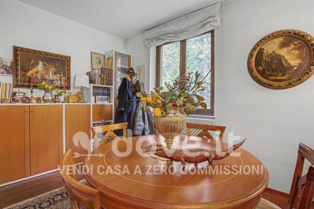 Villa di 220 m² con più di 5 locali e box auto doppio in vendita a Varese - Foto 4