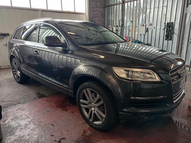 Audi Q7 3.0 V6 TDI 233CV quattro tiptronic 7 posti TETTO - Foto 8