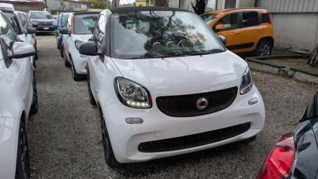 SMART ForTwo 1.0cc 71cv AUTOMATICA CRUISE CONTROL rif. 23489056 - Foto 2