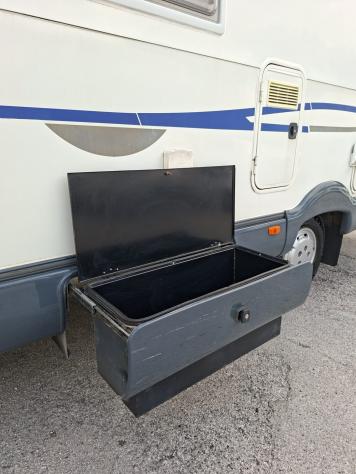 CAMPER CI DUCATO MANSARDATO 7 POSTI DOPPIA DINETTE LETTI CASTELLO FOTOVOLTAICO PORTABICI CAMPEGGIO USATI GENERALI 1781 - Foto 7