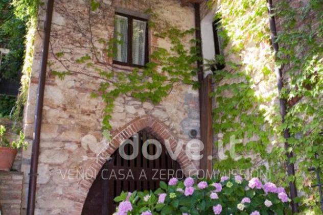 Palazzo / Stabile di 1448 m² con più di 5 locali in vendita a Sarteano - Foto 8