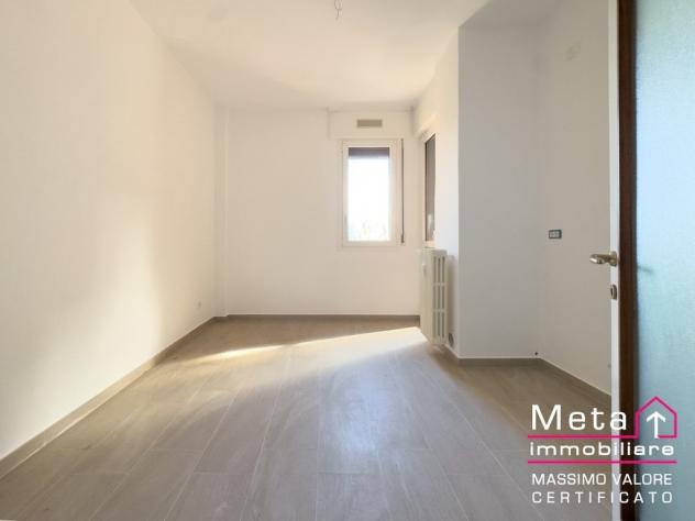 San Donato, via Kennedy 28 - 3 locali con tripla esposizione - Foto 16