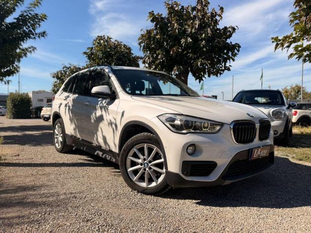 BMW - X1 - sDrive18d Business - Foto 2