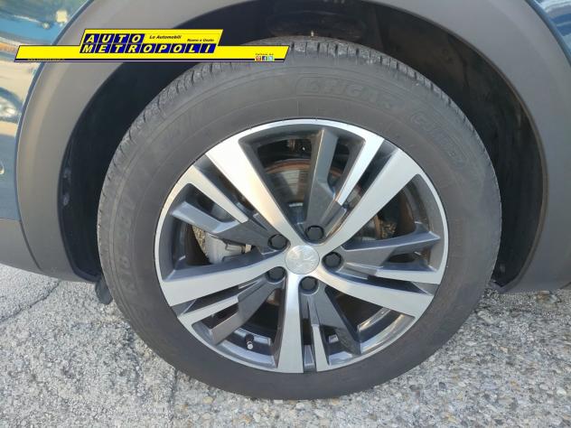 Peugeot 3008 1.5 130cv BlueHDi S&S EAT8 Allure Pack (Automatica) - Foto 10