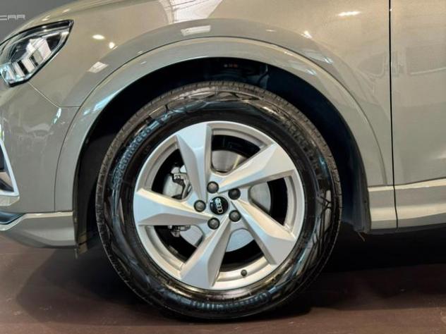 AUDI Q3 35 TFSI S tronic Business Advanced rif. 23962424 - Foto 8