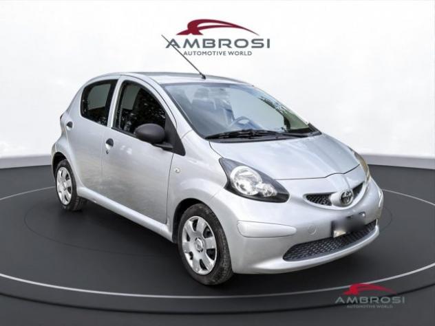 TOYOTA Aygo 1.0 5 porte Now - PER OPERATORI DEL SETTORE rif. 24174364 - Foto 2