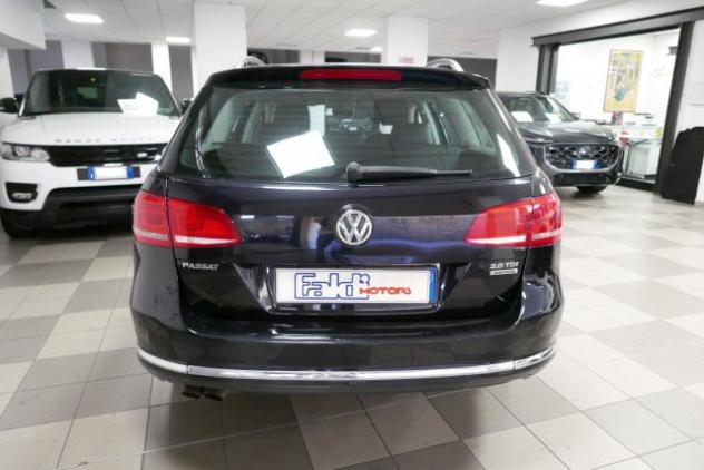VOLKSWAGEN Passat Variant 2.0 TDI 4motion Highline 4 motion 4x4 rif. 24122408 - Foto 5