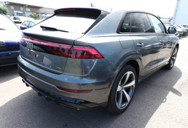 Audi Q8 50 TDI 286 CV quattro tiptronic 2S line Fari Laser Cerchi 22 - Foto 6