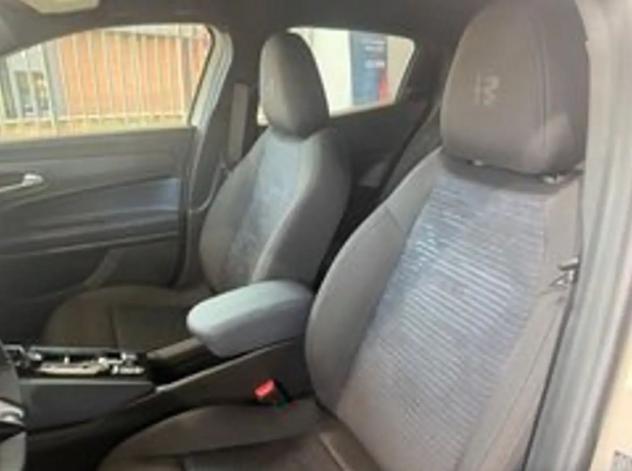 Alfa Romeo Junior Junior 1.2 145 CV Hybrid eDCT6 Q4 - Foto 6