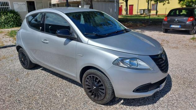 Lancia Ypsilon 1.2 69 CV 5 porte Gold - Foto 3
