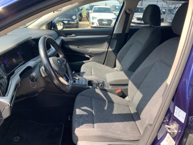 VOLKSWAGEN Golf Variant 2.0 TDI SCR DSG Life rif. 23551730 - Foto 9