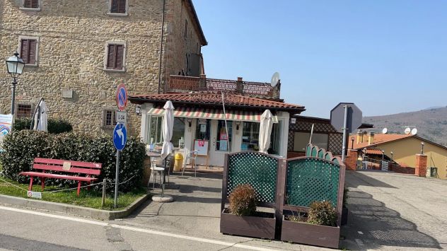 Affittasi locale adibito a bar in pieno centro storico di Castiglion Fibocchi