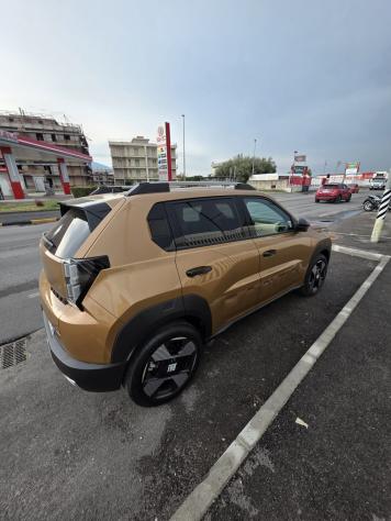Fiat Grande Panda 1.2 Hybrid 110 CV S&S La Prima - Foto 10