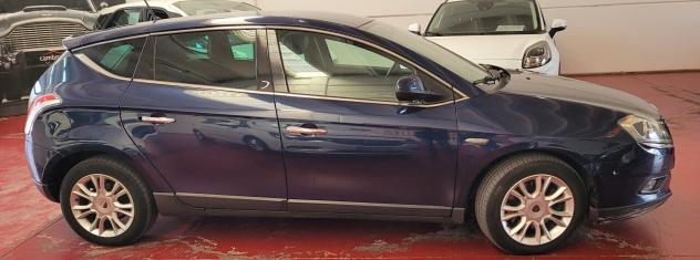 Lancia Delta 1.9 MJT Twinturbo DPF Oro - Foto 4