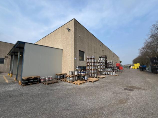 Immobile di 2600 m² con 5 locali in affitto a Bedizzole - Foto 16
