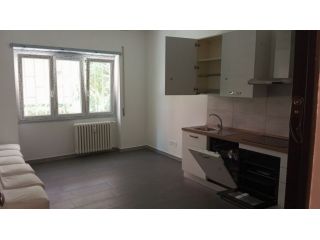 Bilocale adiacente Largo Appio Claudio