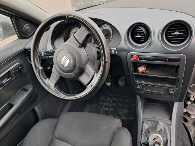 Pezzi ricambio seat ibiza FR 2007 1.9 tdi - Foto 7