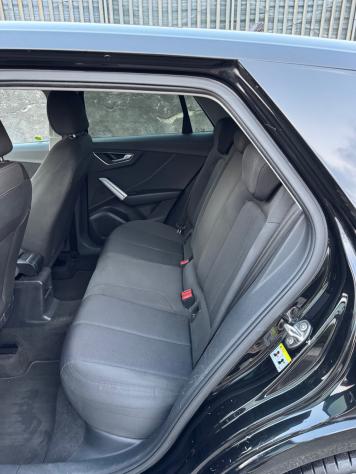 Audi Q2 1.6 TDI TOTAL BLACK - Foto 9