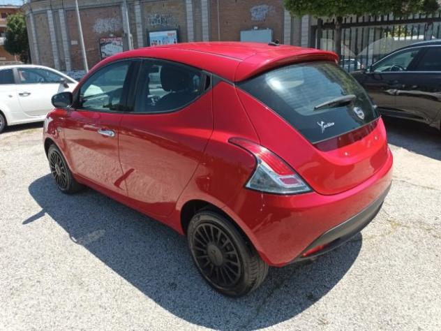 LANCIA Ypsilon 1000 HYBRID SILVER 70CV STEREO USB ITALIA rif. 23775577 - Foto 3