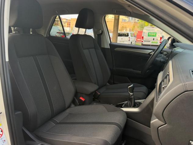 Volkswagen T-Roc T-Roc 1.0 tsi Sport - Foto 9