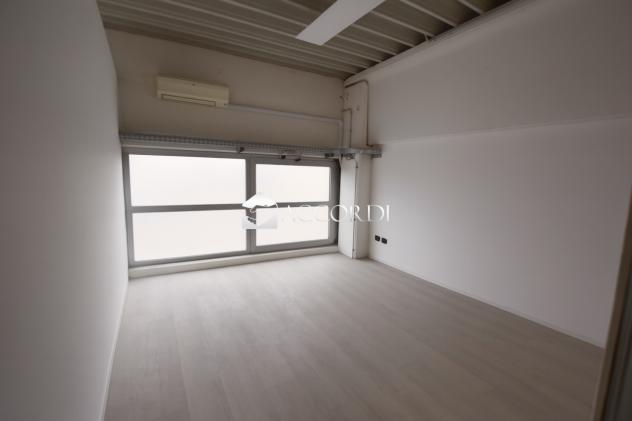 CAPANNONE di 6 vani e di 410 mq (VEDELAGO) rif. SW176 - Foto 12
