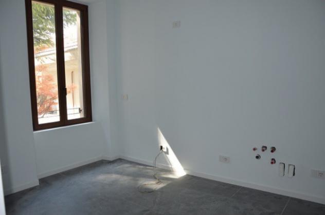 Villa di 140 m² con 3 locali in vendita a Albizzate - Foto 5