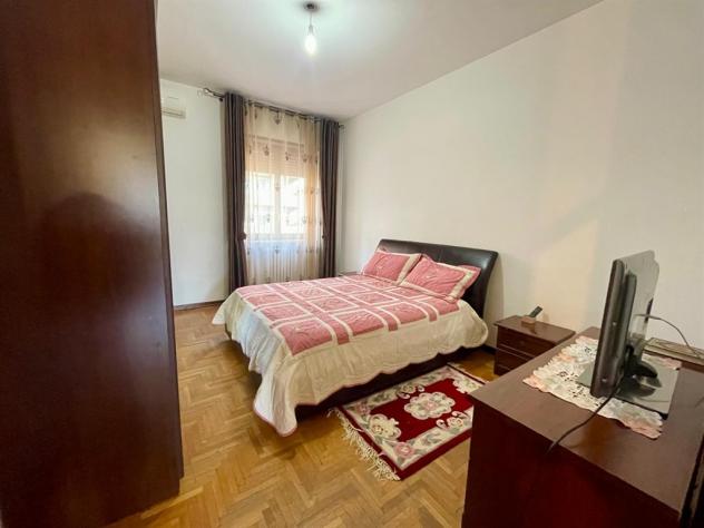 gll1000 - grande trilocale arredato, spese condominali e riscaldamento inclusi - Foto 13