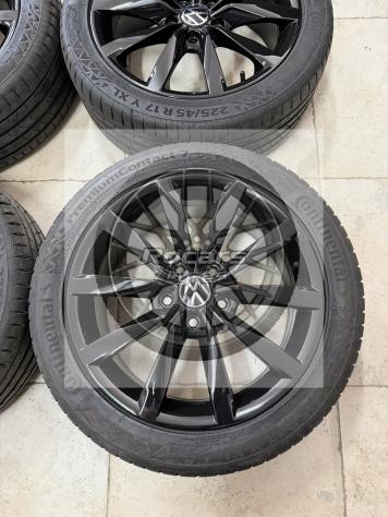 Cerchi neri e pneumatici 17 Volkswagen Golf - Foto 5