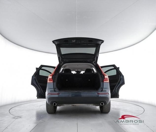 VOLVO XC60 B4 (d) AWD Geartronic Momentum Pro - AUTOCARRO N1 rif. 24156609 - Foto 7