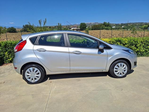 Ford fiesta 1.4 GPL 95cv.Distribuzione Ok - Foto 7