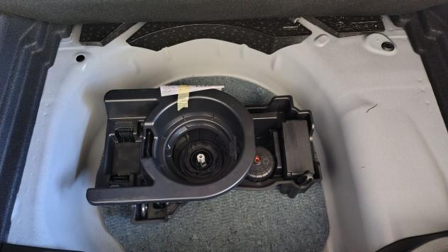 Jeep Avenger e-Hybrid 1.2 MHEV e-Hybrid Turbo Longitude - Foto 10