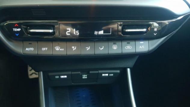 HYUNDAI Bayon 1.0 T-GDI Hybrid 48V iMT XClass rif. 23443877 - Foto 9