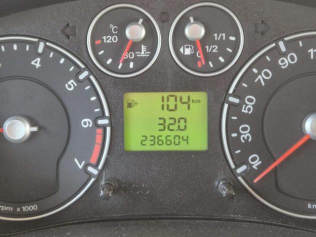 FORD Fiesta 1.2 16V 5p. Ghia rif. 24066957 - Foto 9