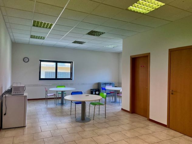 Acireale a due minuti dal casello affittasi Capannone/Ufficio 450 mq - Foto 4