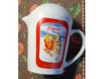 brocca in ceramica lindt  con disegni