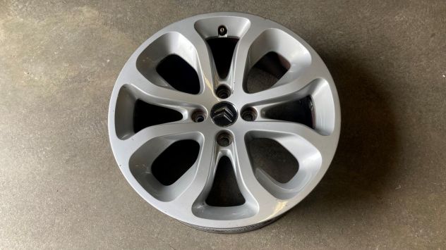 Cerchioni in lega originali 17 pollici Citroen C3 del 2015 - Foto 2