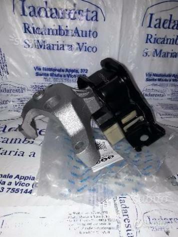 Supporto motore dx dacia duster 1.5dci 112103095r