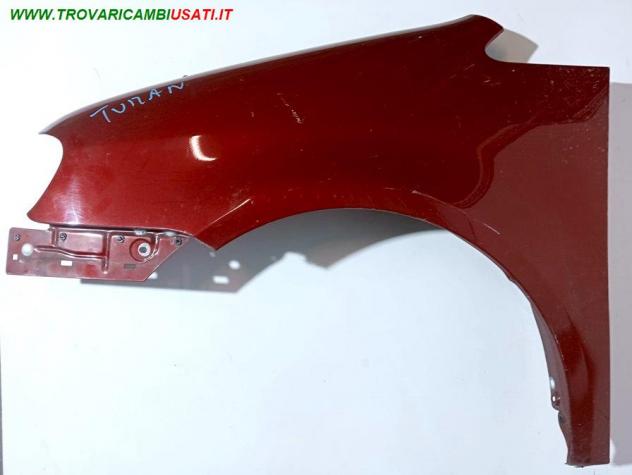PARAFANGO ANT.S. ROSSO AMACC. 999-U1308666 Carrozzeria Lamierati esterni Fiancate Parafango ant. VOLKSWAGEN - TOURAN - 01-06-2003 - 01-11-2006