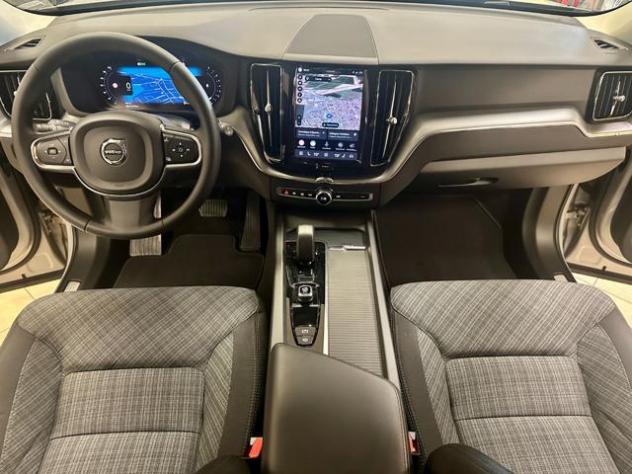 VOLVO XC60 B4 COLOR MAT- FULL LED APPLE CAR 30.000 KM rif. 23819114 - Foto 7