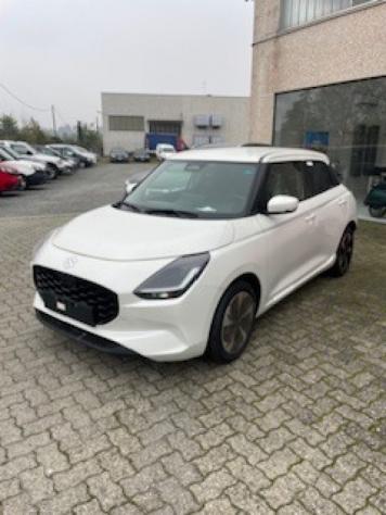 SUZUKI Swift 1.2 Hybrid Top 2wd NUOVO DA IMMATRICOLARE rif. 22016981