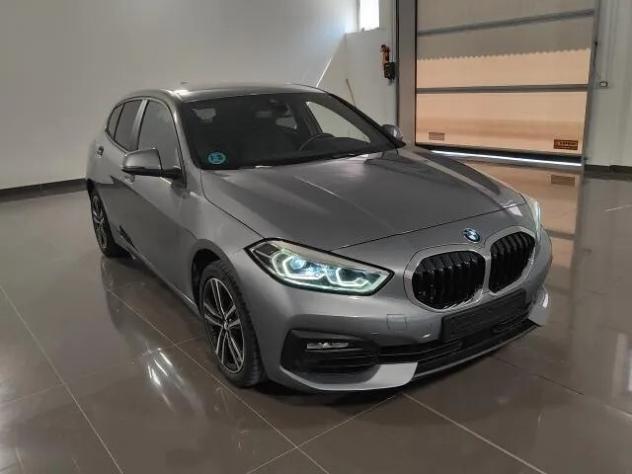 Bmw 118 118d 5p. Business Advantage