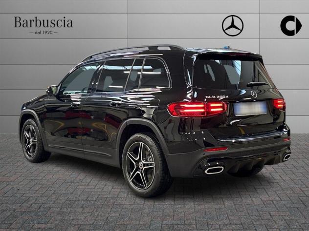 Mercedes-Benz GLB - X247 2023 - 200 d AMG Line Premium auto 7p.ti - Foto 4