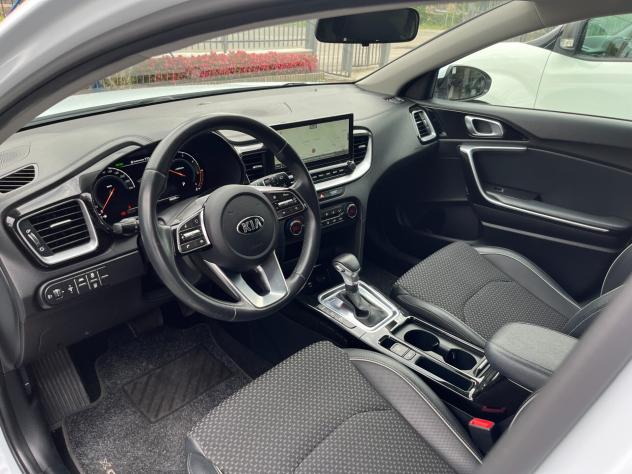 Kia XCeed 1.6 CRDi 115 CV DCT Style NAVI/TELECAMERA - Foto 9