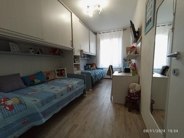 In centro storico , appartamento con ingresso indipendente e giardino privato .
Recente ristrutturazione completa . - Foto 12
